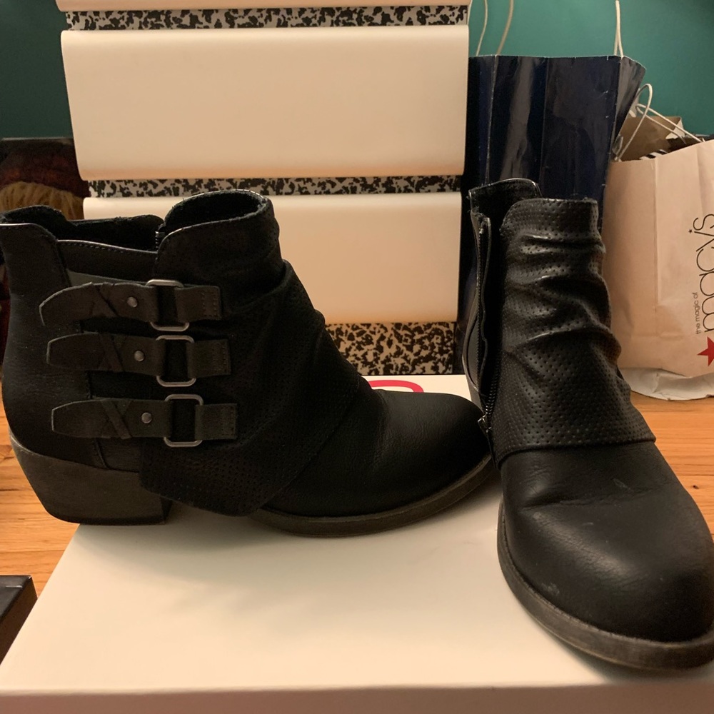 Black SO Leather Booties